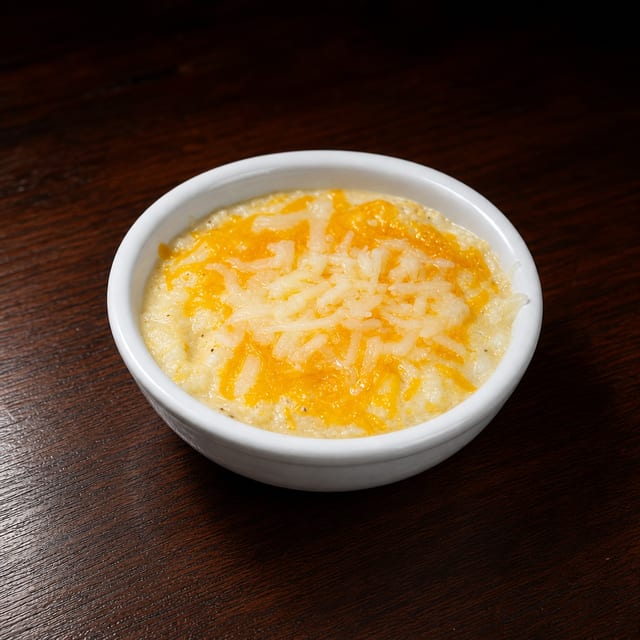 Bowl cheese grits.